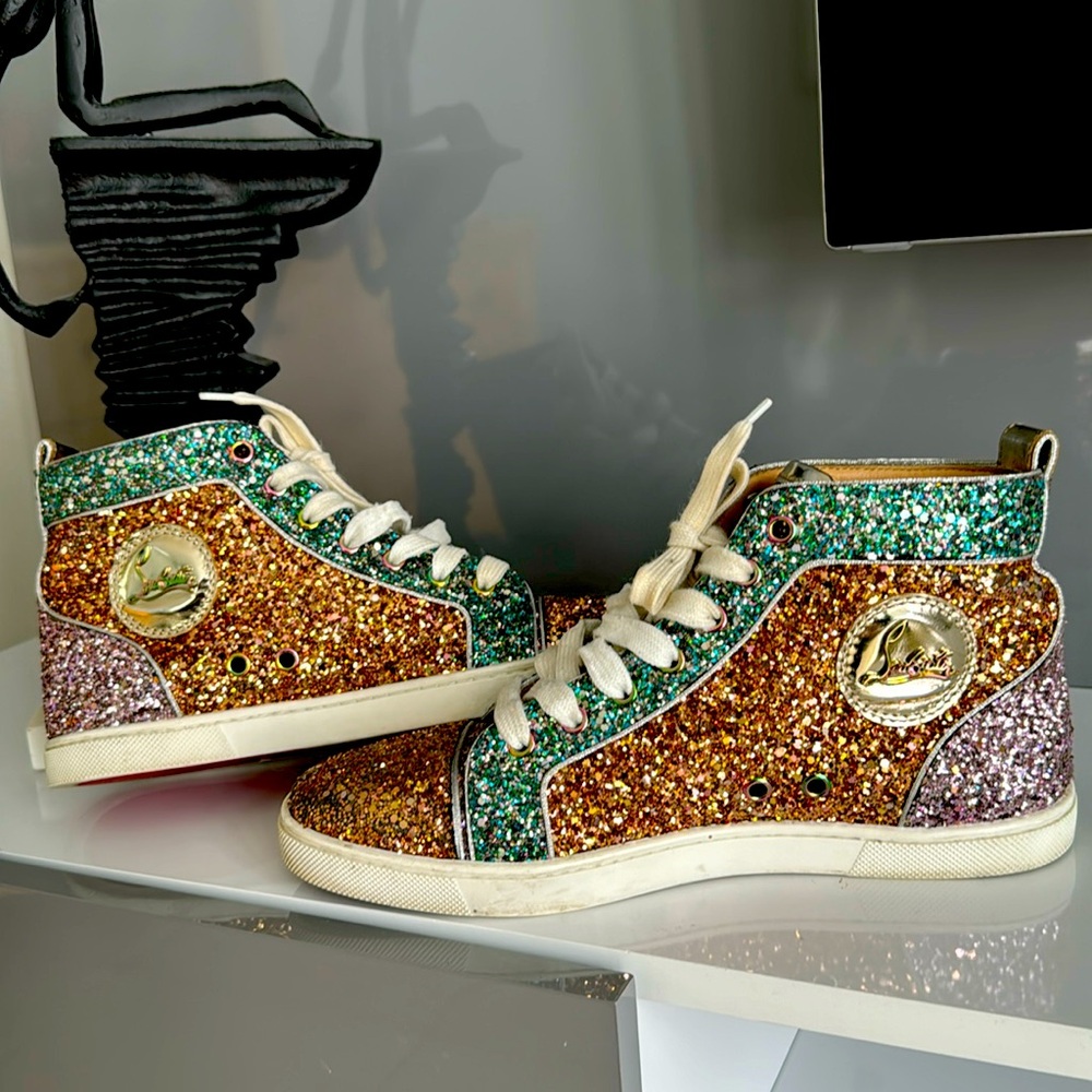 ✨Host Pick ✨Christian Louboutin Bip Bip Glitter Womens Orlato Flat